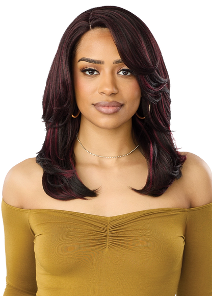 Outre The Daily Wig Style & Dash Synthetic Lace Part Wig - Daily 18