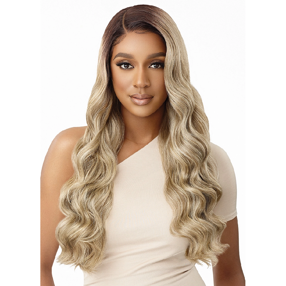 Outre Melted Hairline Lace Front Wig - Alexandra