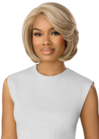 Outre EveryWear Every49 Glueless HD Lace Front Synthetic Wig - 10 inch Short Straight Bob Hair