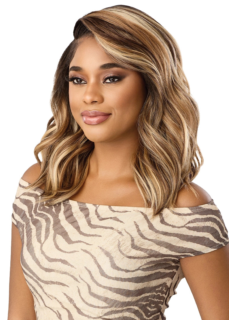 Outre Melted Hairline TruCurve 9 Glueless HD Lace Front Synthetic Wig - 16 inch Side Part Wavy Hair