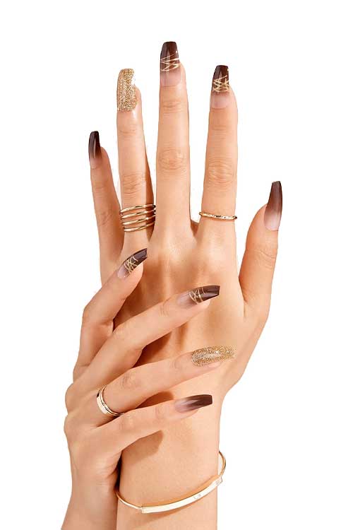 Kiss Gold Finger Gel Glam GD18 hand Model Side