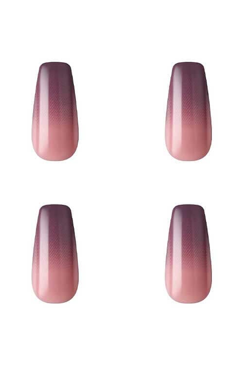 Kiss Gold Finger Gel Glam GD20 Nail Closeup