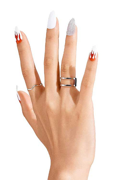 Kiss Gold Finger Gel Glam GD21 Hand Model Side