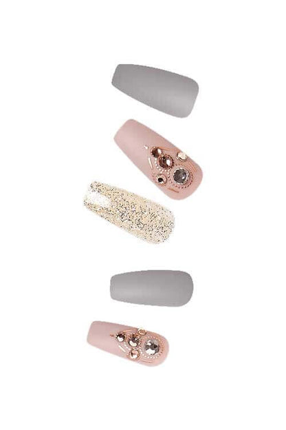 Kiss Masterpiece Press On Nails KMN04 Nails Closeup