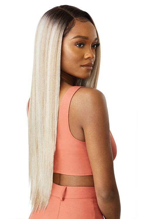 Outre ColorBomb Kourtney Cream Blonde Side