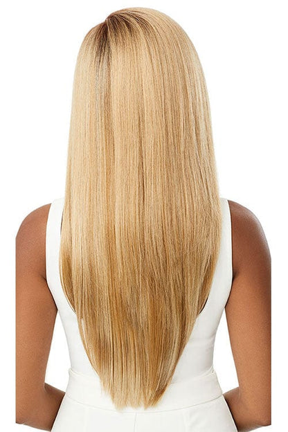 Outre Perfect Hairline Jaylani Wig Champagne Fizz Back