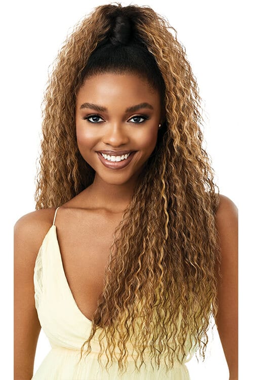 Outre Pina Curl-Ada Model Honey Brown Front