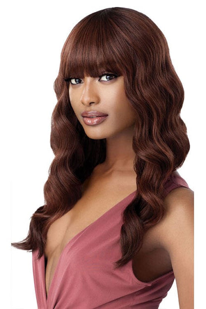 Outre Wigpop Laverne Wig Model Side